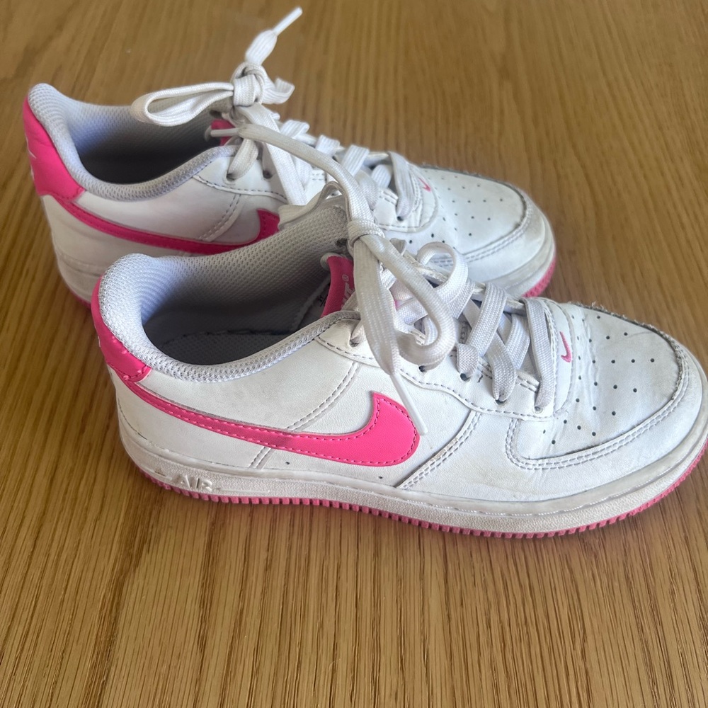 Nike Kids Sneakers - White and Pink